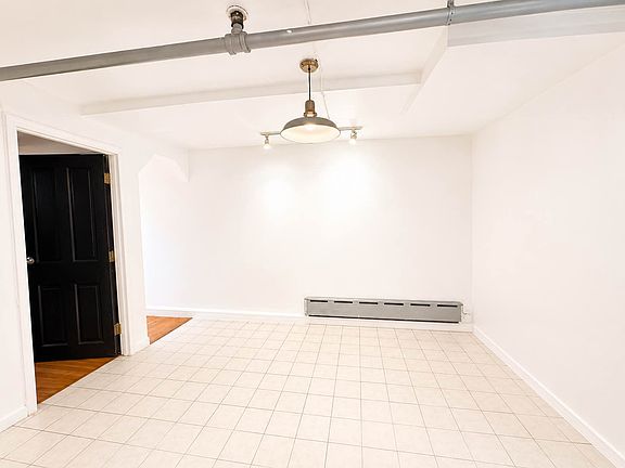 3rd image of 333 Lincoln Pl