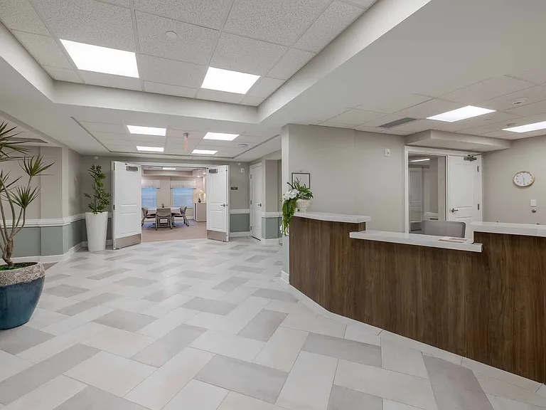 Berwyn East Place — Photo 12