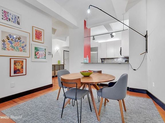 2nd image of 80 John St APT 6I
