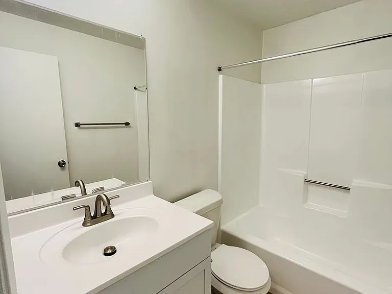 Acres Crossing Apartments — Photo 6