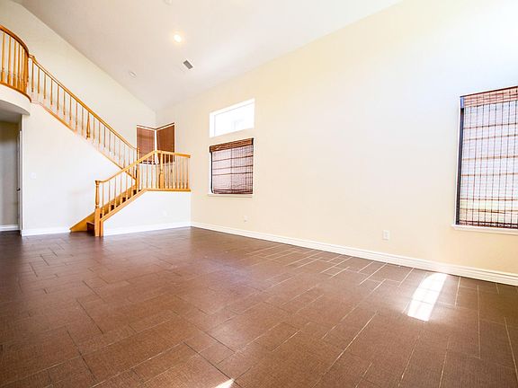 4th image of 4481 Shorebird Dr