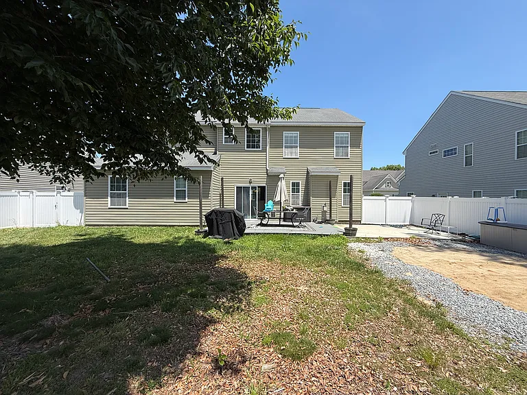 1022 Meadows Reach Cir — Photo 20