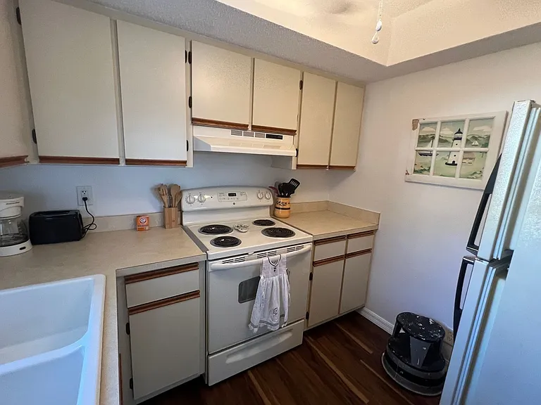 19505 Quesada Ave #RR104 — Photo 4