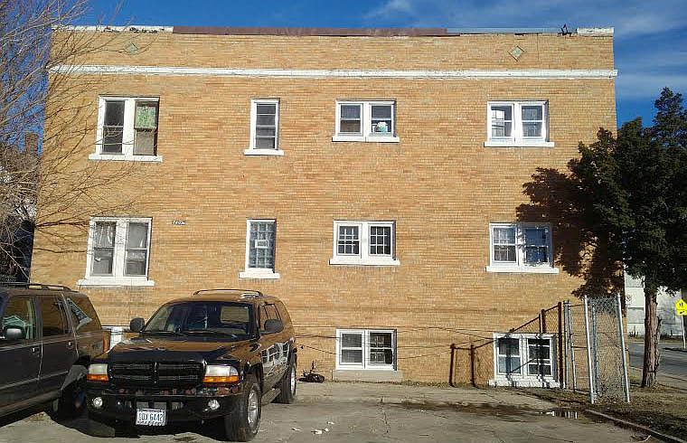 2nd image of 2208 W Locust St APT 1