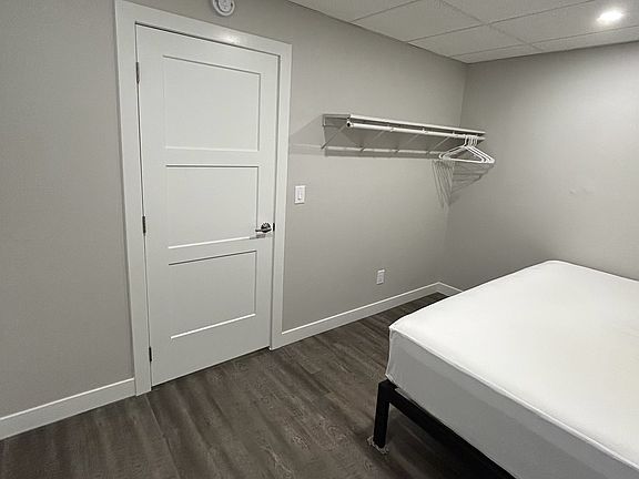 5th image of 204 4th Ave #205
