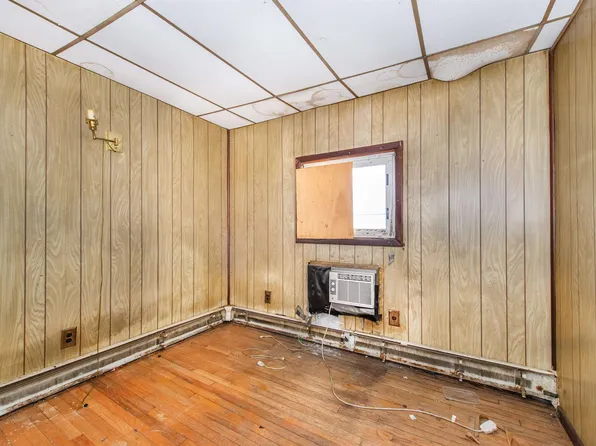 2608 Paterson Plank Road image 18 of 20