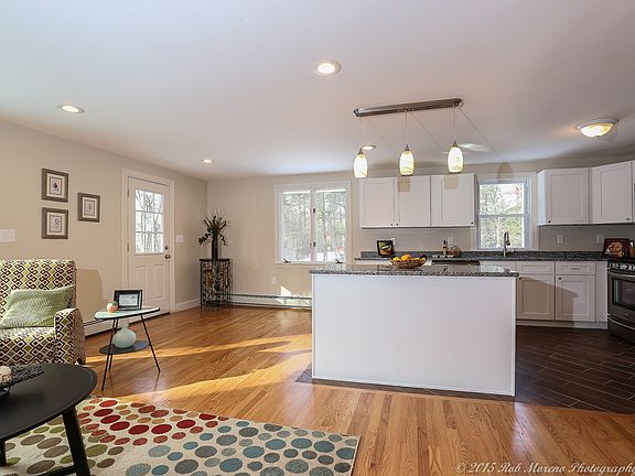 Gorgeous open concept living