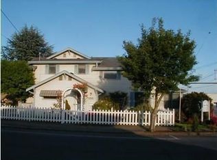 242 Dayton St, Edmonds, WA 98020