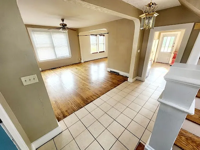 305 Lyndhurst St — Photo 11