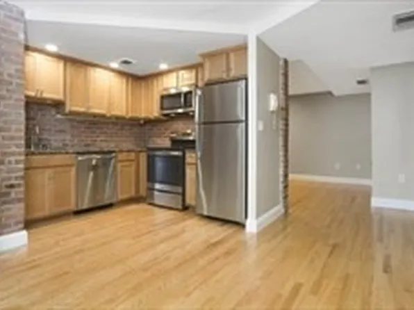 95 Gainsborough St APT 7, Boston, MA 02115
