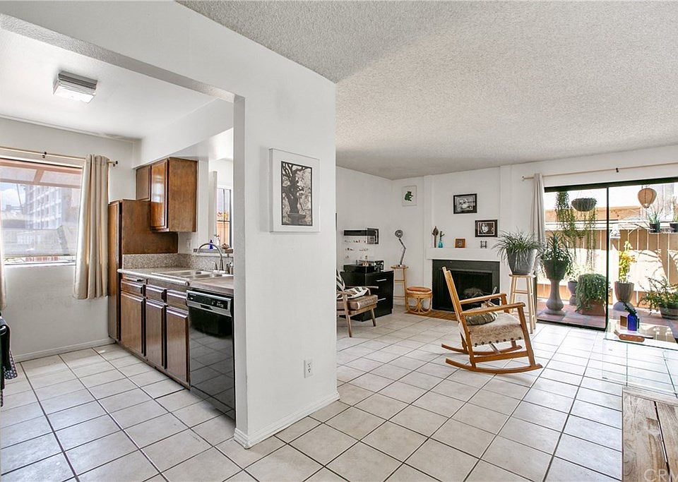 1st image of 8221 Langdon Ave Unit 112