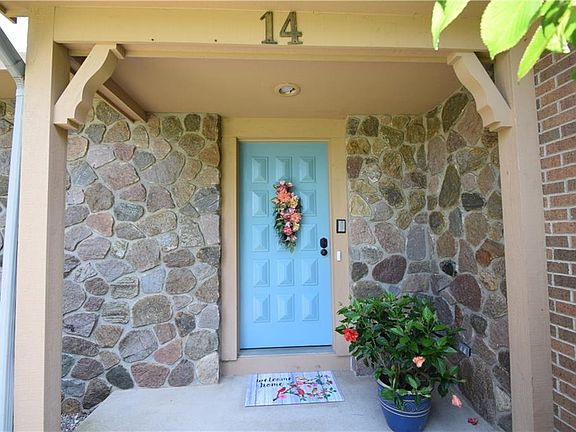 4th image of 14 Pondview Dr