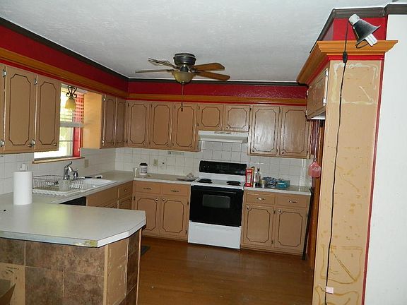 5th image of 5416 NW Cottonwood Dr