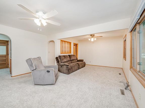 5th image of 1407 N Park St