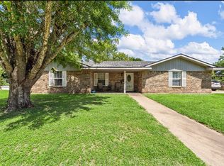 121 York Dr, Lorena, TX 76655