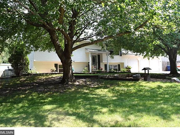 3rd image of 13208 Valley Forge Ln N