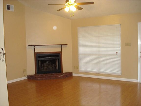 3rd image of 1929 Orleans St