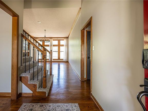 5th image of 2309 NE Quonset Ct