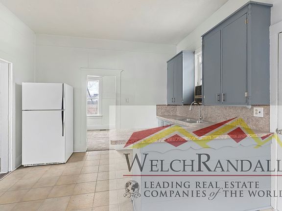 4th image of 2928 Grant Ave #2B