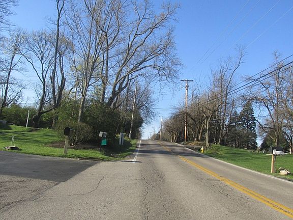4th image of 7706 Normandy Ln