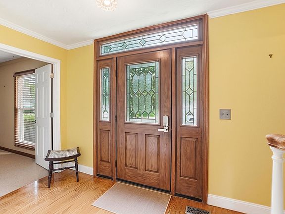 3rd image of 7567 Tenbury Dr