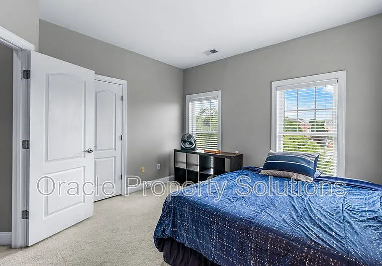 9701 Mossy Bark Ln — Photo 20