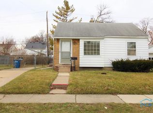 4407 Packard Rd, Toledo, OH 43612