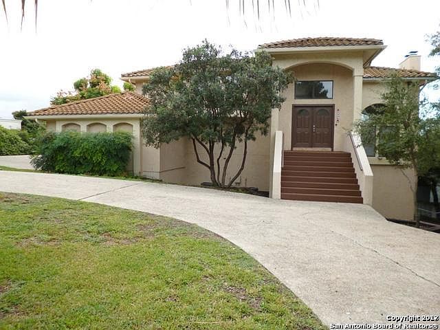 1st image of 3906 Crestridge Dr