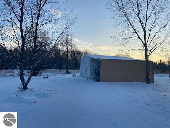 4th image of 5500 Schlaf Rd SE