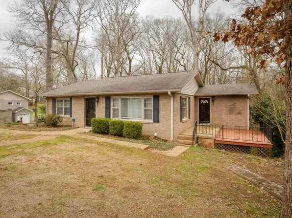 1165 Henson Dr, Florence, AL 35630