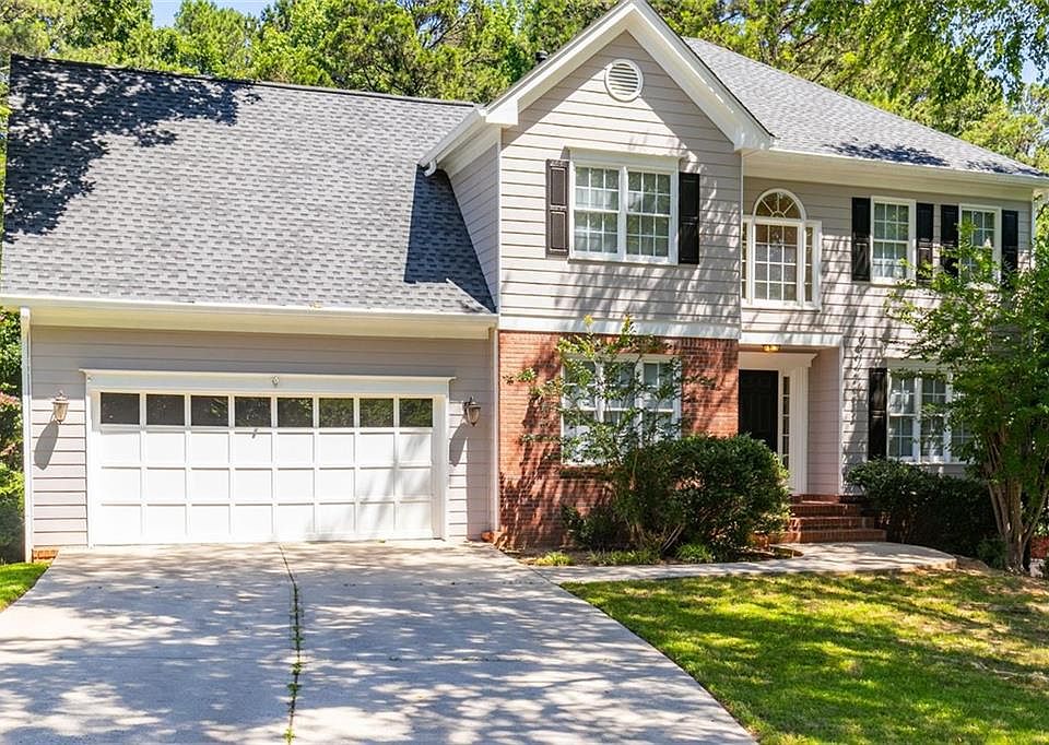 1st image of 749 Sunny Field Ln