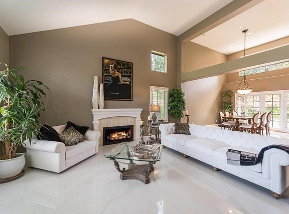 Living Rm