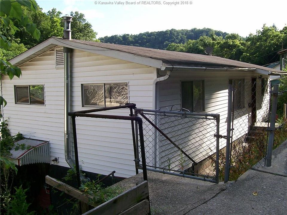 1st image of 212 Joseph Ave