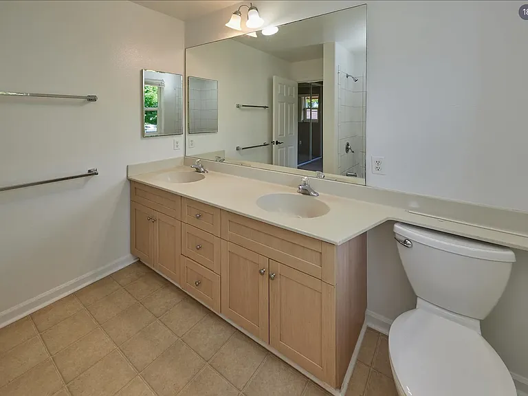 688 Meakanu Ln #1102 — Photo 17