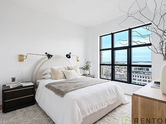 4th image of 69 Adams St #16J