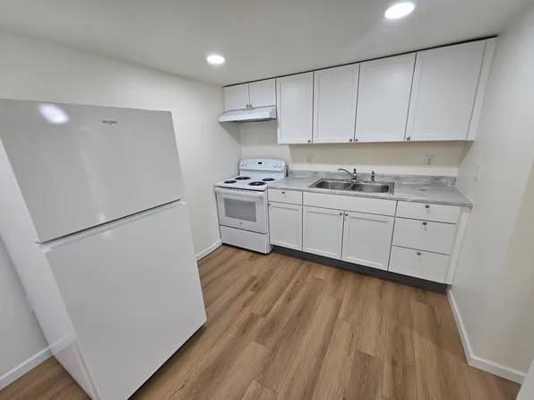 415 1/2 Faulkner Ave #B, Martinsburg, WV 25401