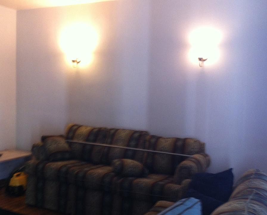 1st image of 33 E Burke Ave