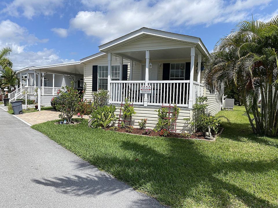 1st image of 215 Coral Ln