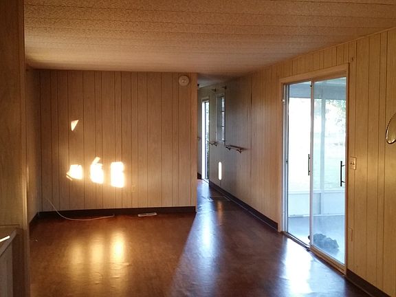 4th image of 112 Highland Dr