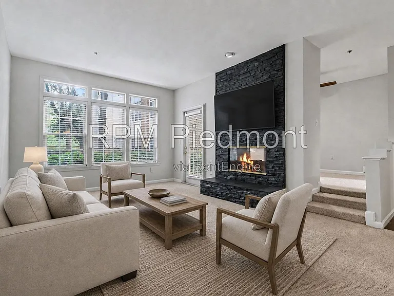 220 Renaissance Pkwy NE #2122 — Photo 1