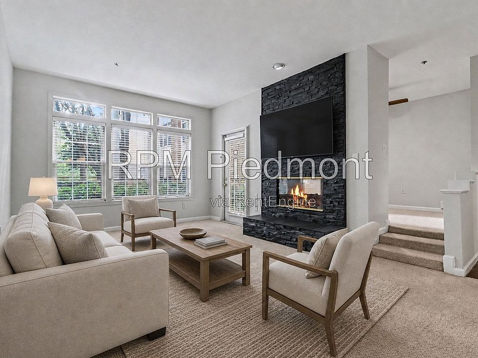 1st image of 220 Renaissance Pkwy NE #2122