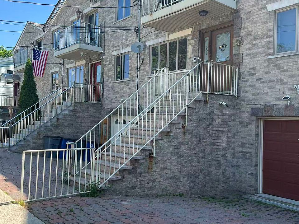 1st image of 2418 Seymour Ave #2