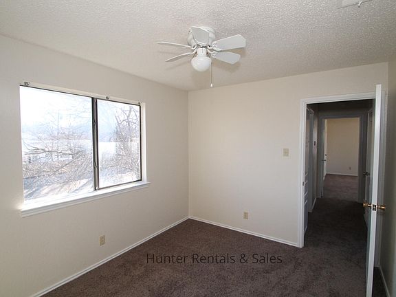 5th image of 1112 Goodhue Dr