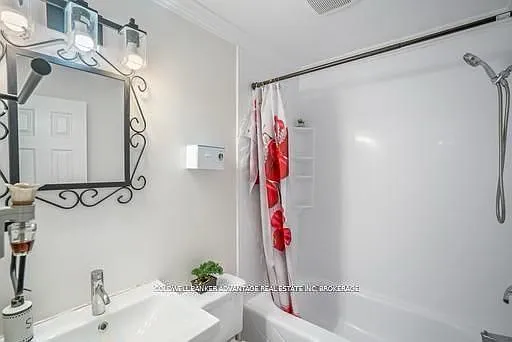 456 Carlton St #26 — Photo 9