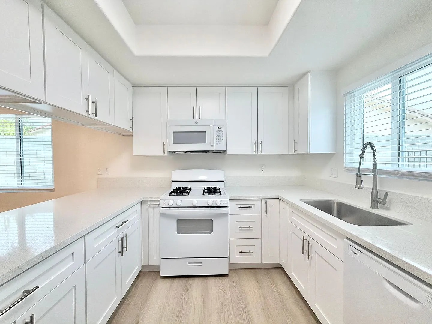 Available Now!! 3 Bedroom/ 2 Bathroom Duplex In Cathedral City! — Photo 1