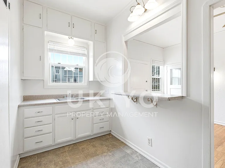 1941 Durant Ave #5 — Photo 8