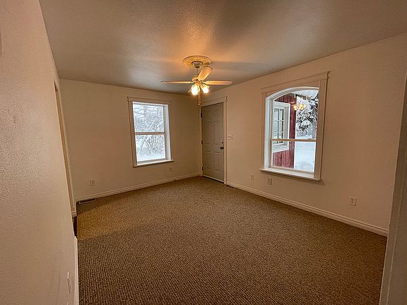 5th image of 912 21st Ave