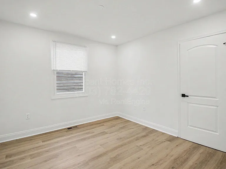 710 N Patrick St — Photo 13