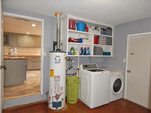 3rd image of 701 N 14th St