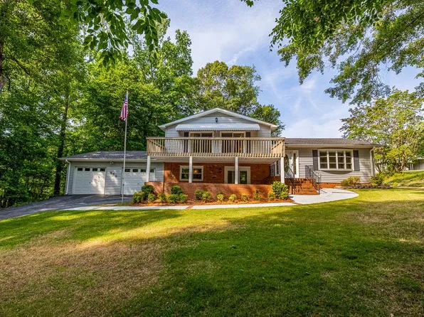 650 Independence Dr, Roebuck, SC 29376
